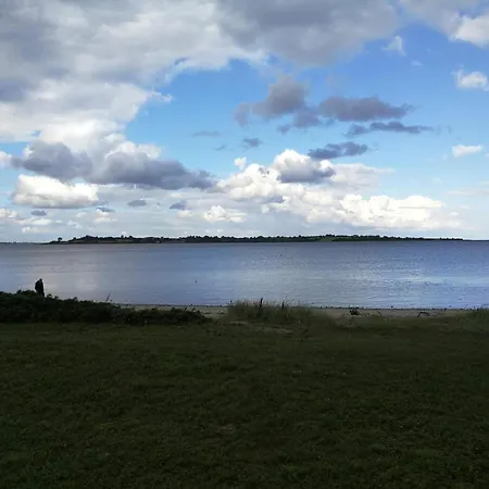 Panoramic Seaside Escape - By Traum